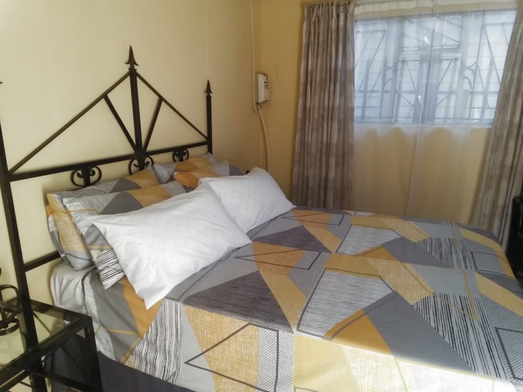 2 Single Bed Room